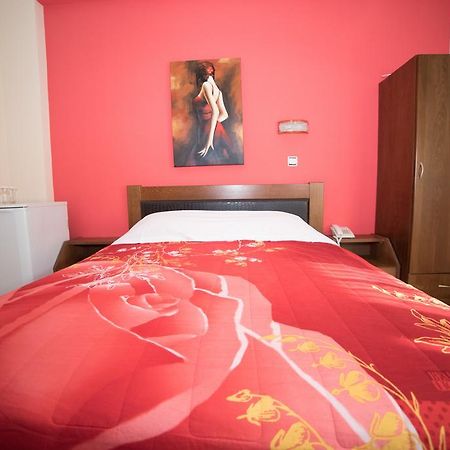 Káto Loutrákion Hotel Galaxias מראה חיצוני תמונה