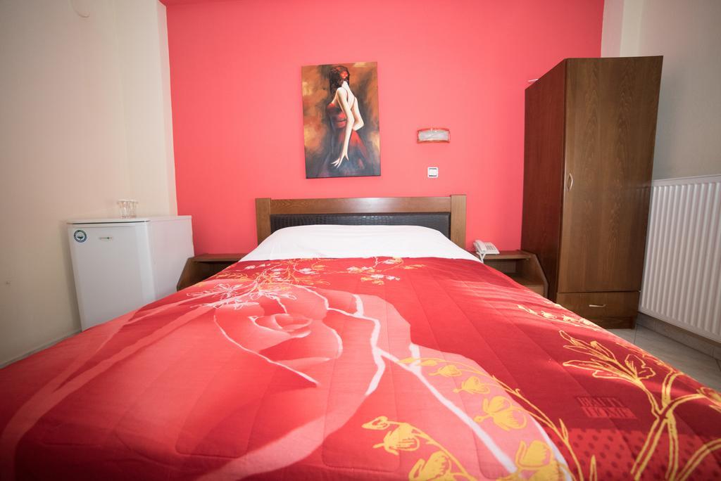 Káto Loutrákion Hotel Galaxias מראה חיצוני תמונה