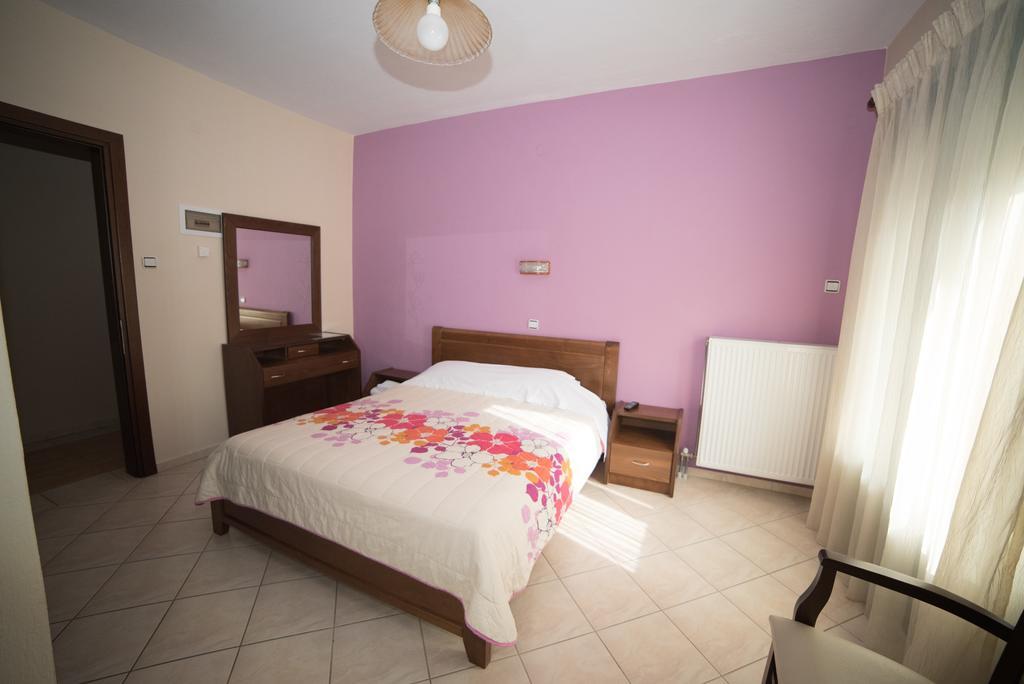Káto Loutrákion Hotel Galaxias מראה חיצוני תמונה